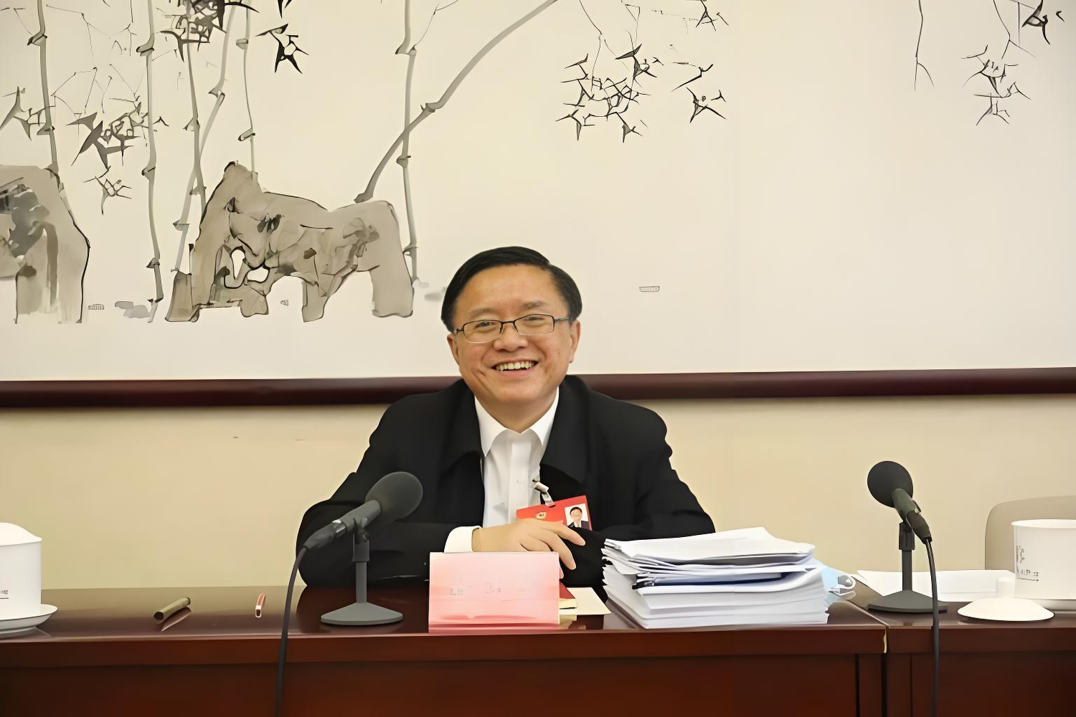 为亿万劳动者撑起“法治保护伞”