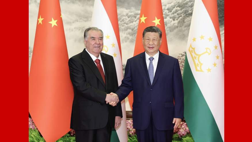 新华图讯丨习近平同塔吉克斯坦总统拉赫蒙举行会谈