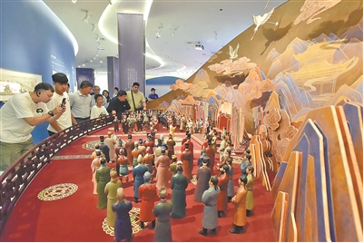 台湾参访团走进隋炀帝陵博物馆对话“千古一帝”