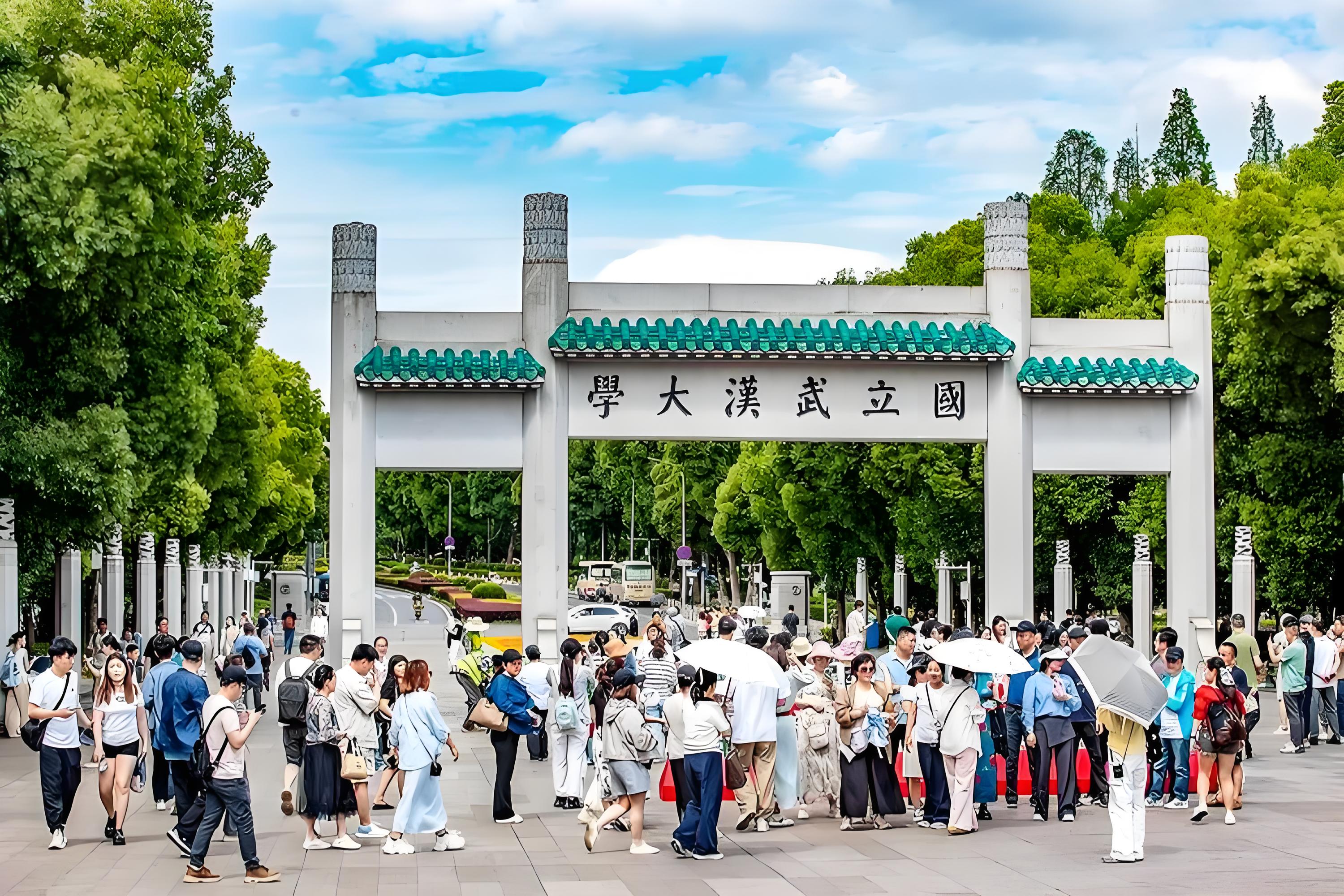 高校大门如何做到“开”与“管”兼得？