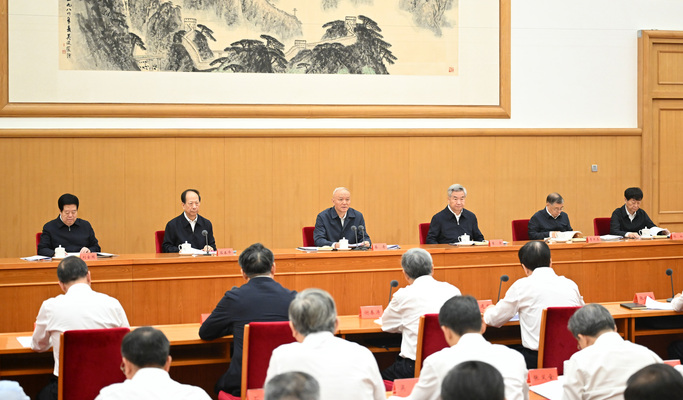 全国党建工作座谈会在京召开 蔡奇出席并讲话 李希出席