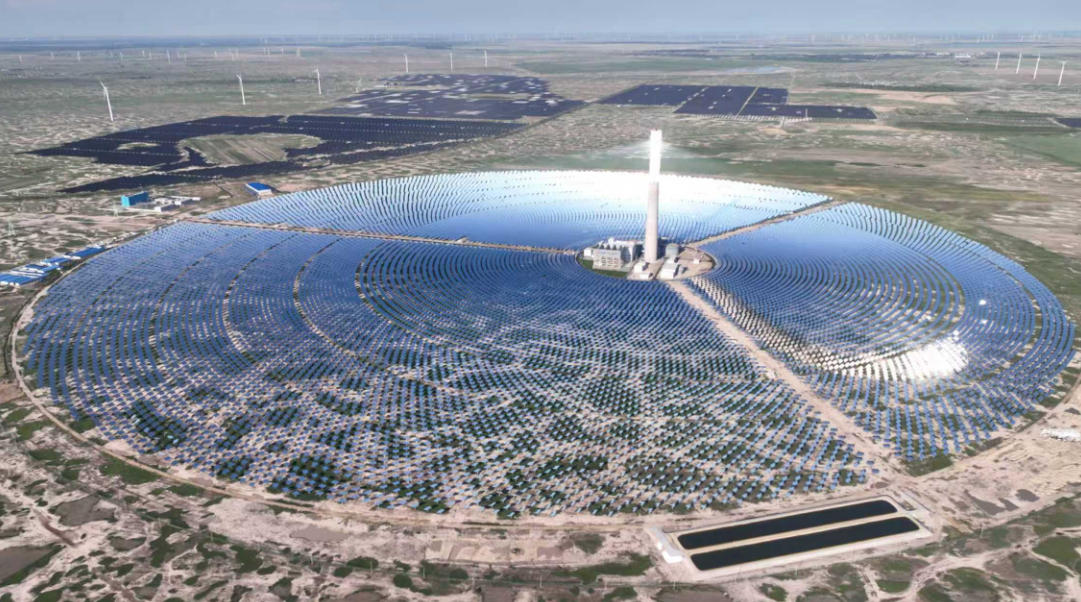东北首座光热电站投产发电