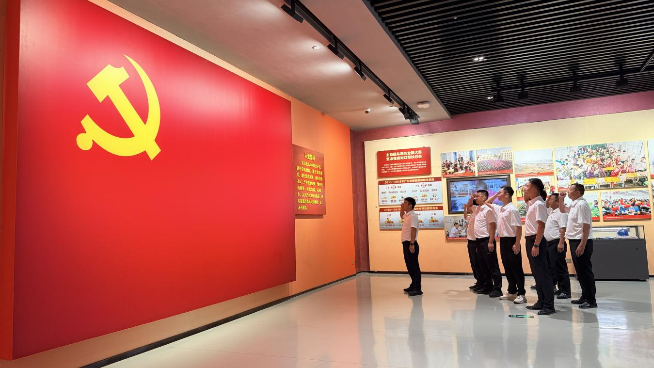 弘扬改革潮头志，共筑鹏城地铁梦