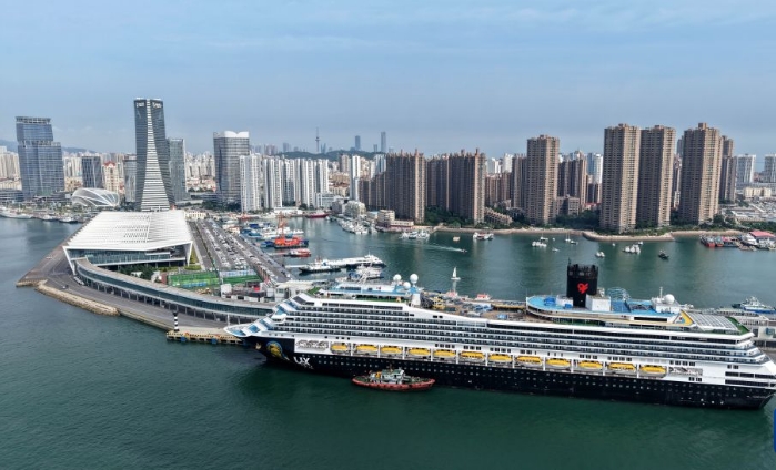 青岛邮轮母港开启暑期首航