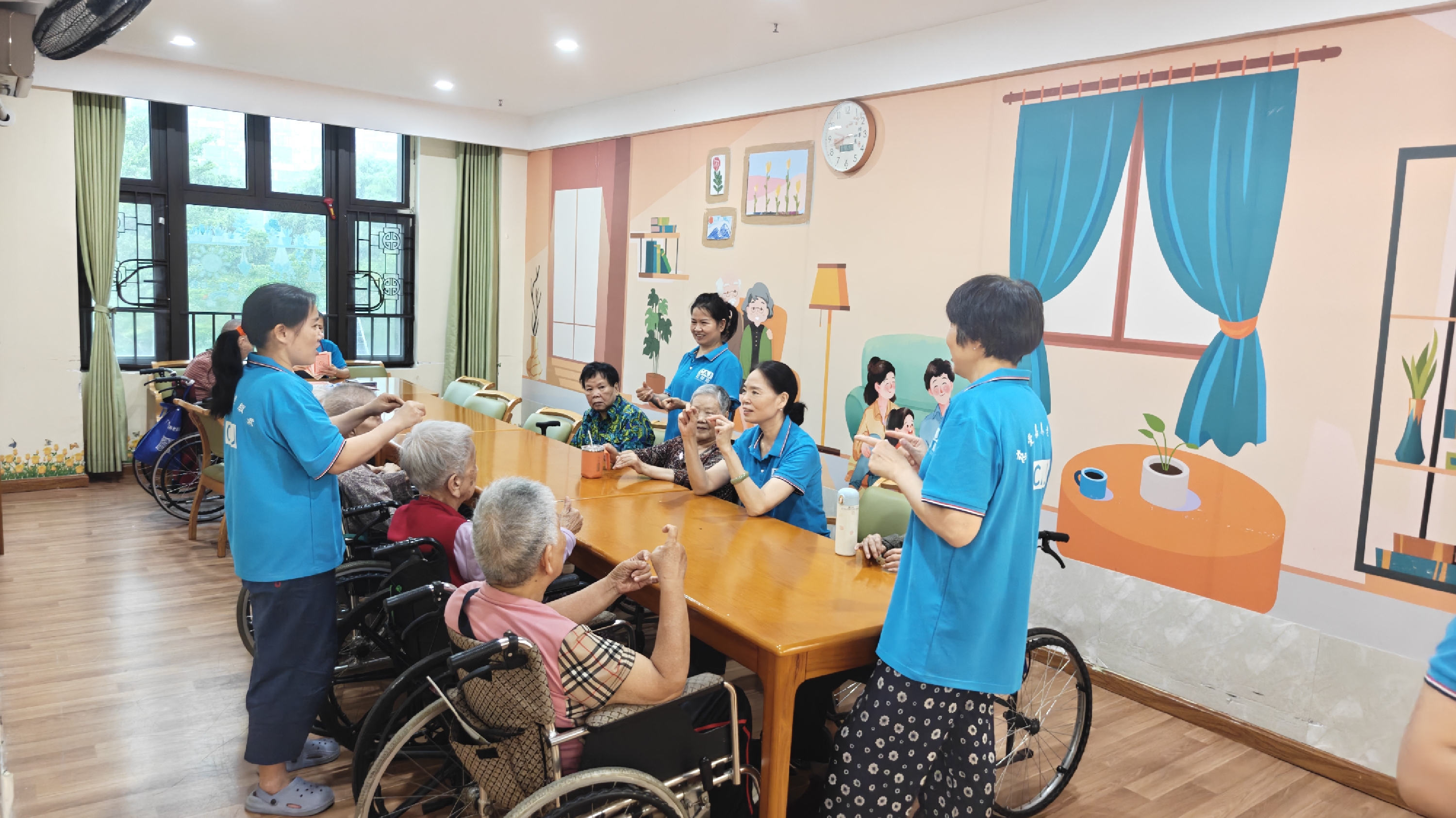 广州：“幸福享老”背后的提案力量