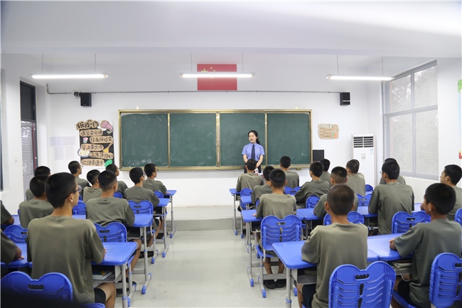以法为光 照亮归途——项城市人民检察院走进专门学校为迷途少年引路护航