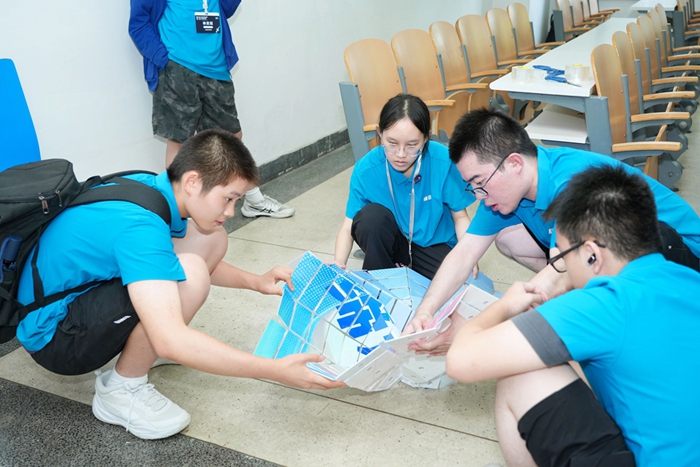 香港青少年深度创科实践训练营在京举办