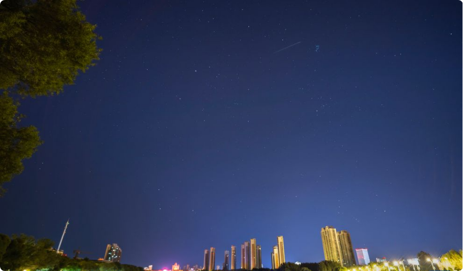 星空相册 | 九月英仙座ε流星雨迎来极大