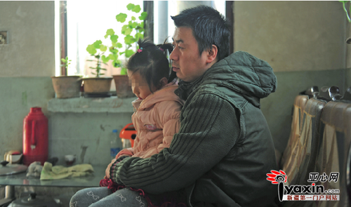 同学恶作剧给8岁女童喂老鼠药 家长:我儿子还小