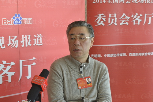 顾欣委员：文化企业应注重市场行为 建立现代文化市场