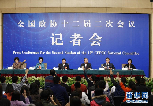 政协委员谈推进人民政协协商民主建设2 - 副本
