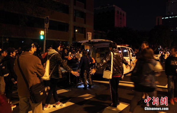 台湾“行政院”遭冲击5 台湾“行政院”遭冲击5