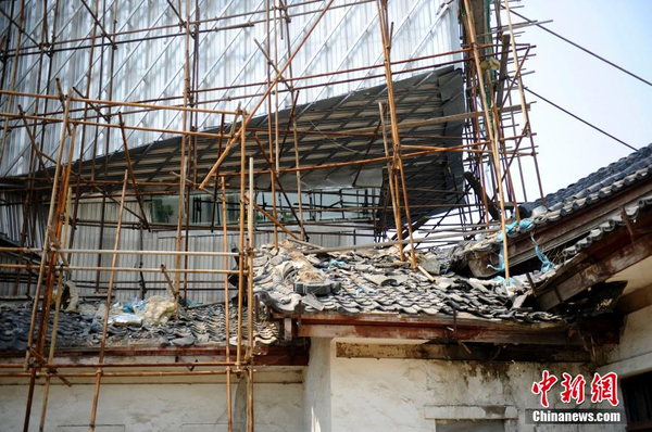 吉林长春伪满遗迹遭违建“压顶”5