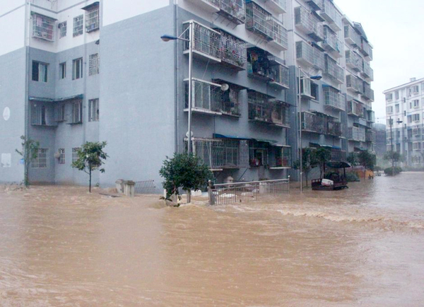 贵州多地持续强降雨-商铺民房被淹-7