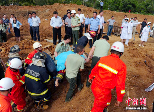 湖北安陆一工地坍塌-1名工人3名消防战士不幸遇难3