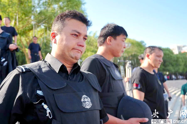 新疆一协警勇救落水民众-不幸溺水身亡3