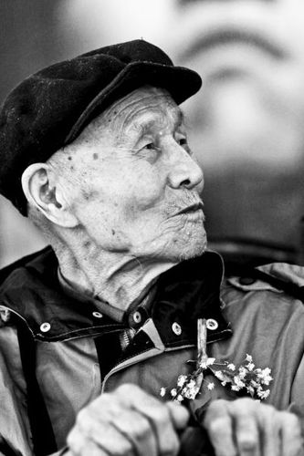　92岁的黄埔老兵张平座
