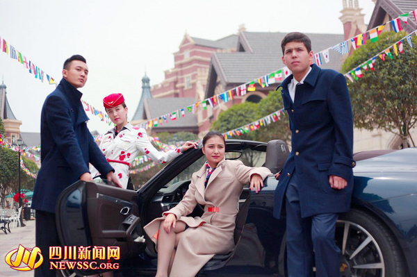 西航发布“中国最美校服”6