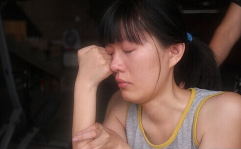残疾女生高考549分被退档 校方称深表遗憾4