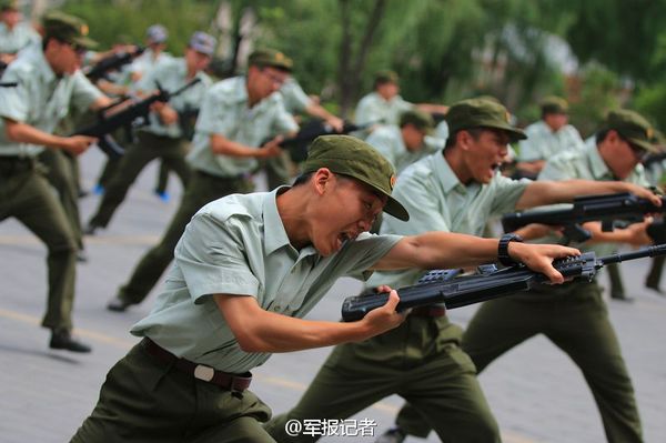 北大新生军训4