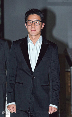 房祖名处于侦查期，暂时不可以保释，连亲人也不可探望。 图片来源：香港《明报》。