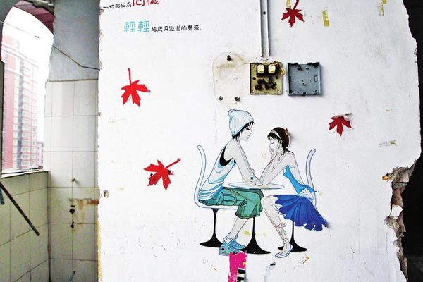 不到一个月的时间，曾经人声鼎沸，包容了无数青春和奋斗、诱惑和希望的枣庄，已人去楼空。