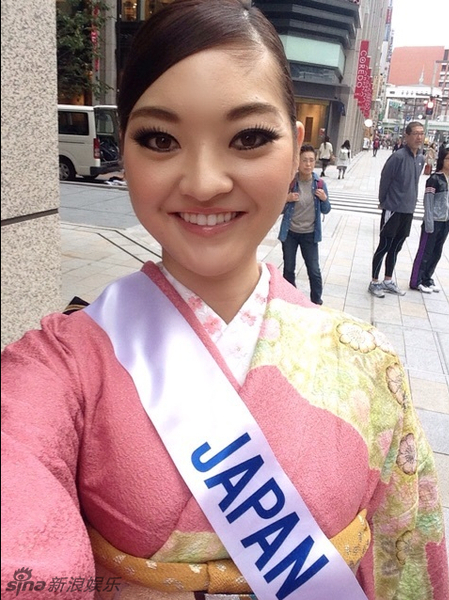 2015国际小姐大赛日本区决赛近日在东京举行，有乡民翻出2014日本国际小姐冠军本乡李来的照片，被吐槽“丑得不忍直视”。