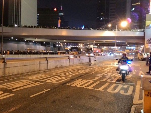 被占领的金钟夏悫道上周亦通车。(资料图片)