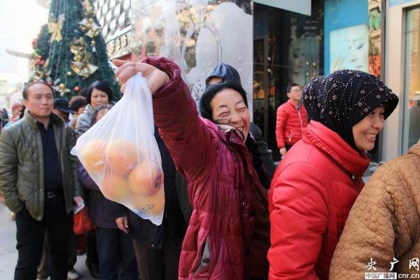 郑州企业迎圣诞用苹果换黄金
