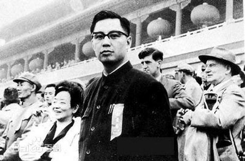 资料图：曾昭科于1962年在天安门城楼参加国庆活动