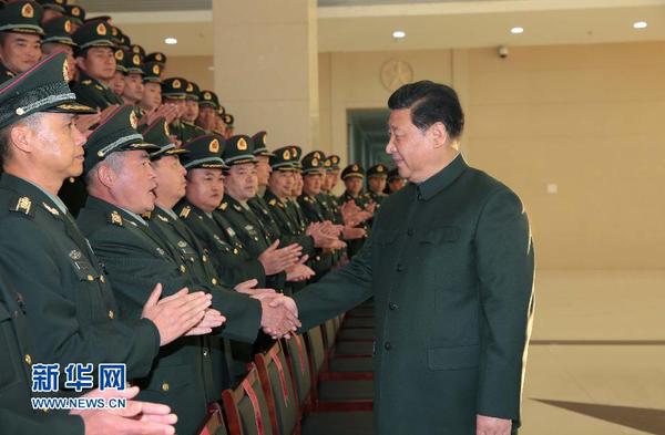 1月21日，中共中央总书记、国家主席、中央军委主席习近平视察驻昆明部队。这是习近平接见第14集团军机关及所属驻昆部队团以上领导干部。新华社记者 李刚 摄