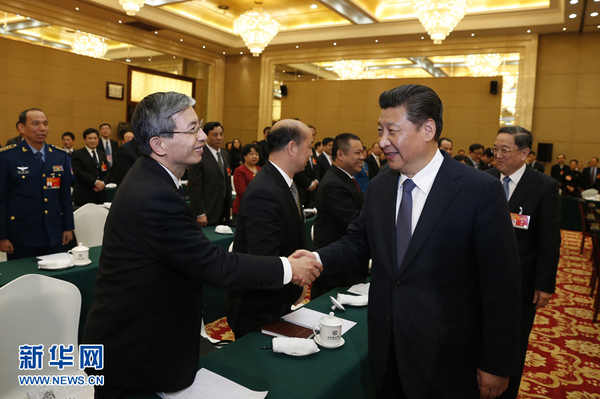 习近平等党和国家领导人分别看望政协委员7
