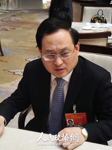 全国人大代表、山东省德州市委副书记，市长杨宜新原图_副本