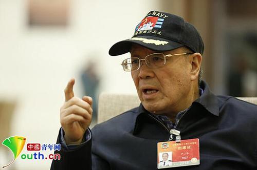 全国政协委员、著名军事专家尹卓。 记者 张炎良 摄