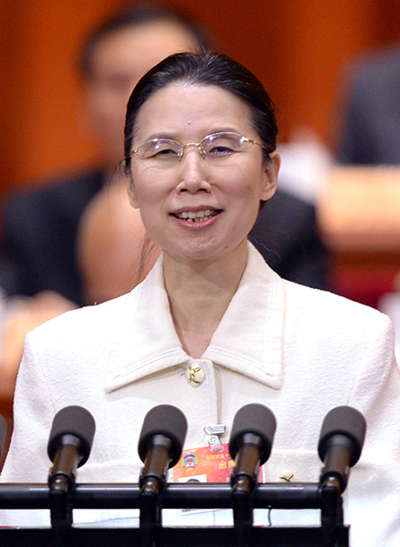 杨佳