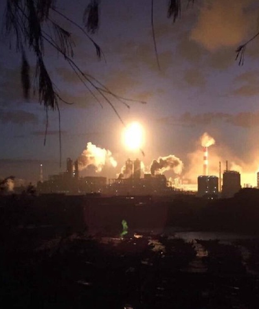 爆炸现场 网友供图
