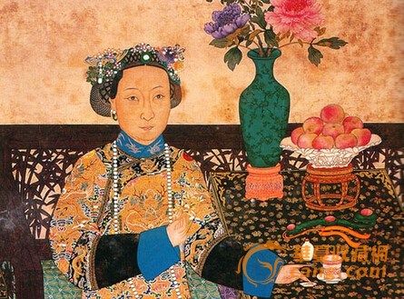 慈禧身旁堆放如山的闻果 慈禧身旁堆放如山的闻果