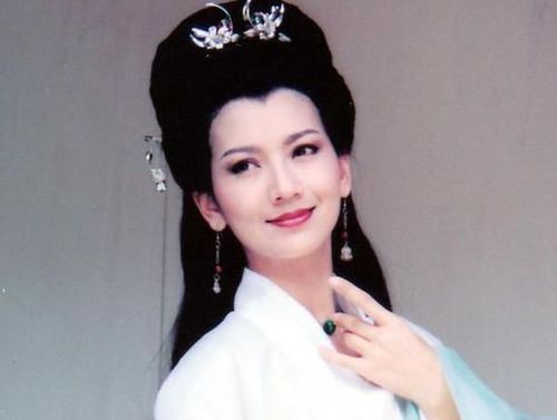 五四青年节“怀旧”：盘点活跃在各个年代的女神
