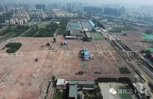 郑州西三环附近的拆迁工地