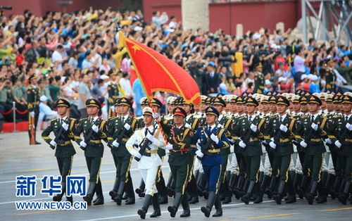 纪念中国人民抗日战争暨世界反法西斯战争胜利70周年大会专项演练顺利举行，这是参加演练的三军仪仗队（8月23日摄）。新华社记者 李刚 摄
