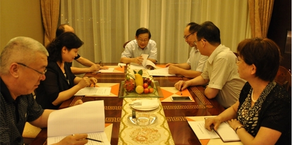 万钢与致公党陕西省委会领导班子座谈1