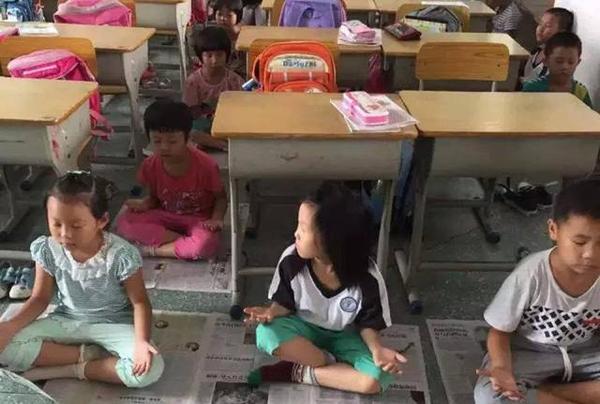 广东佛山树本小学“打坐代替午睡”两天后被叫停