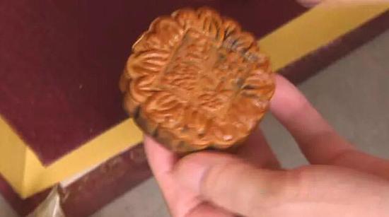 古董月饼10年未坏 专家：防腐剂放太多（图）2