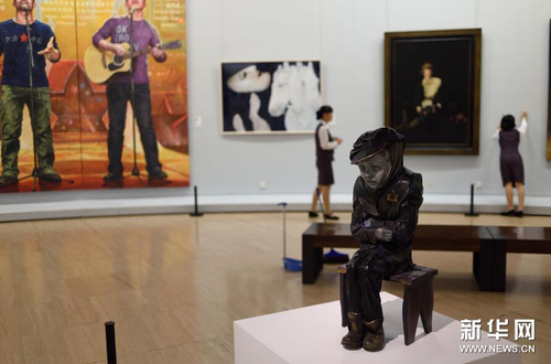 这是9月24日拍摄的参展作品《犹太人区的孩子》。 这是9月24日拍摄的参展作品《犹太人区的孩子》。