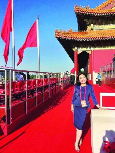 习近平访美翻译被认出：中学成绩一直班上前三