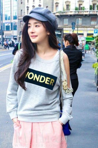 李咏上课老师调侃:扰乱课堂秩序 揭秘明星考学经历校园生活