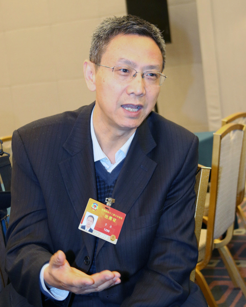 贾康