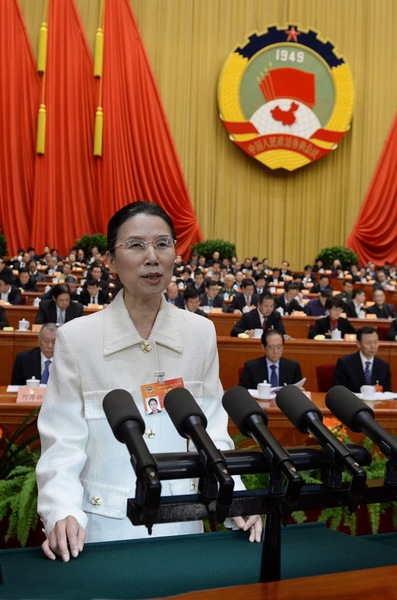 杨佳