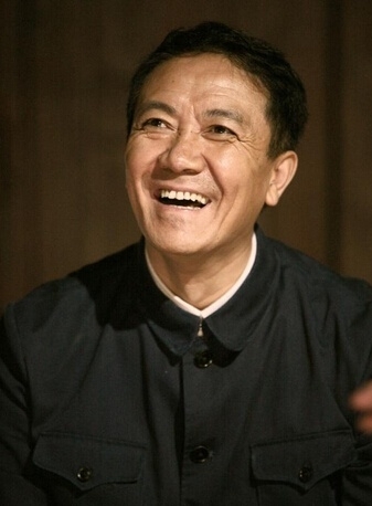 汪小菲被赞帅 明星私下啥样子？看看酒店服务员大爆料