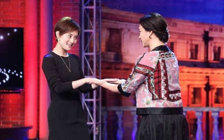 孙俪录制《金星秀》大胆模仿金星 是被逗比邓超附体了吗？